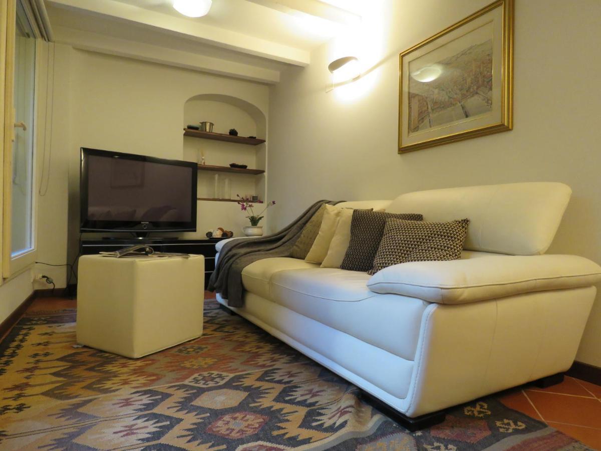 Cesare Battisti Apartment ボローニャ エクステリア 写真