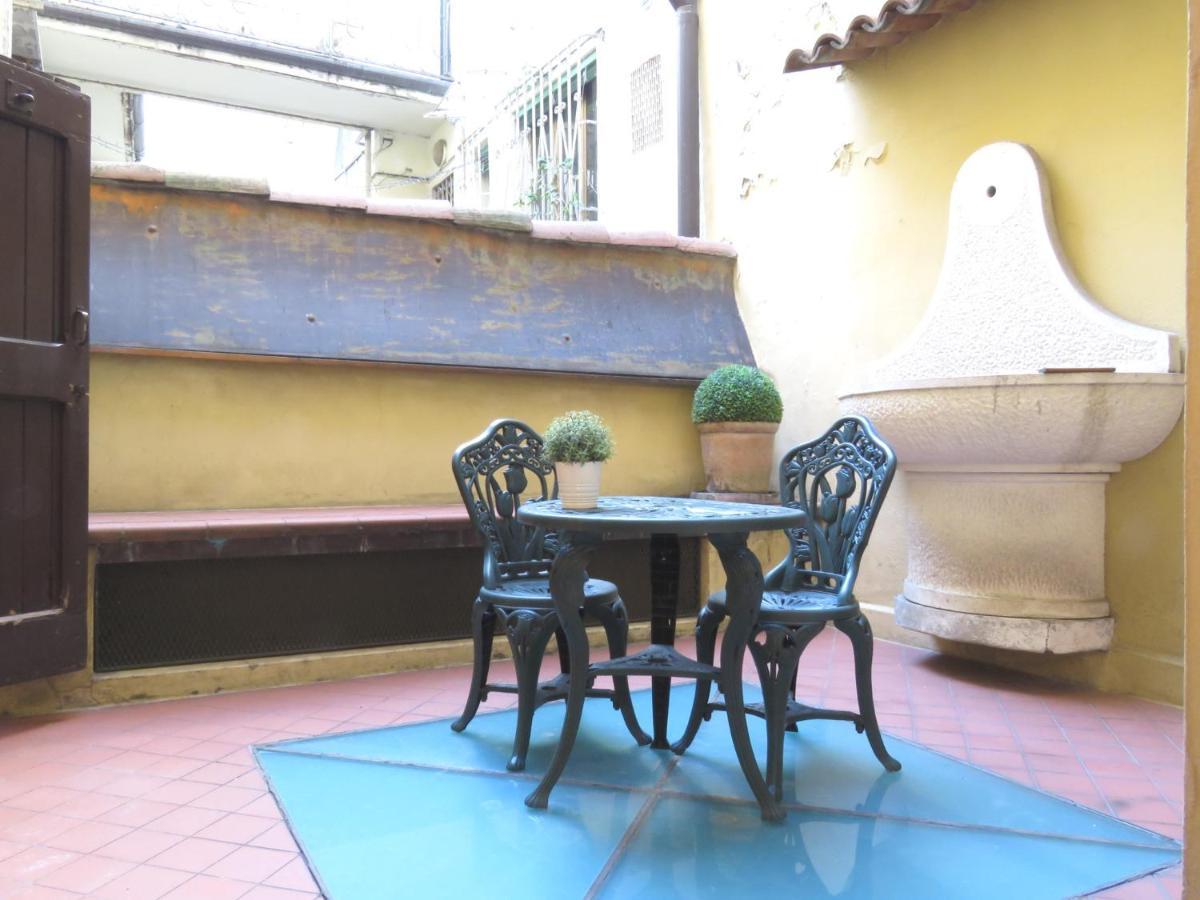 Cesare Battisti Apartment ボローニャ エクステリア 写真